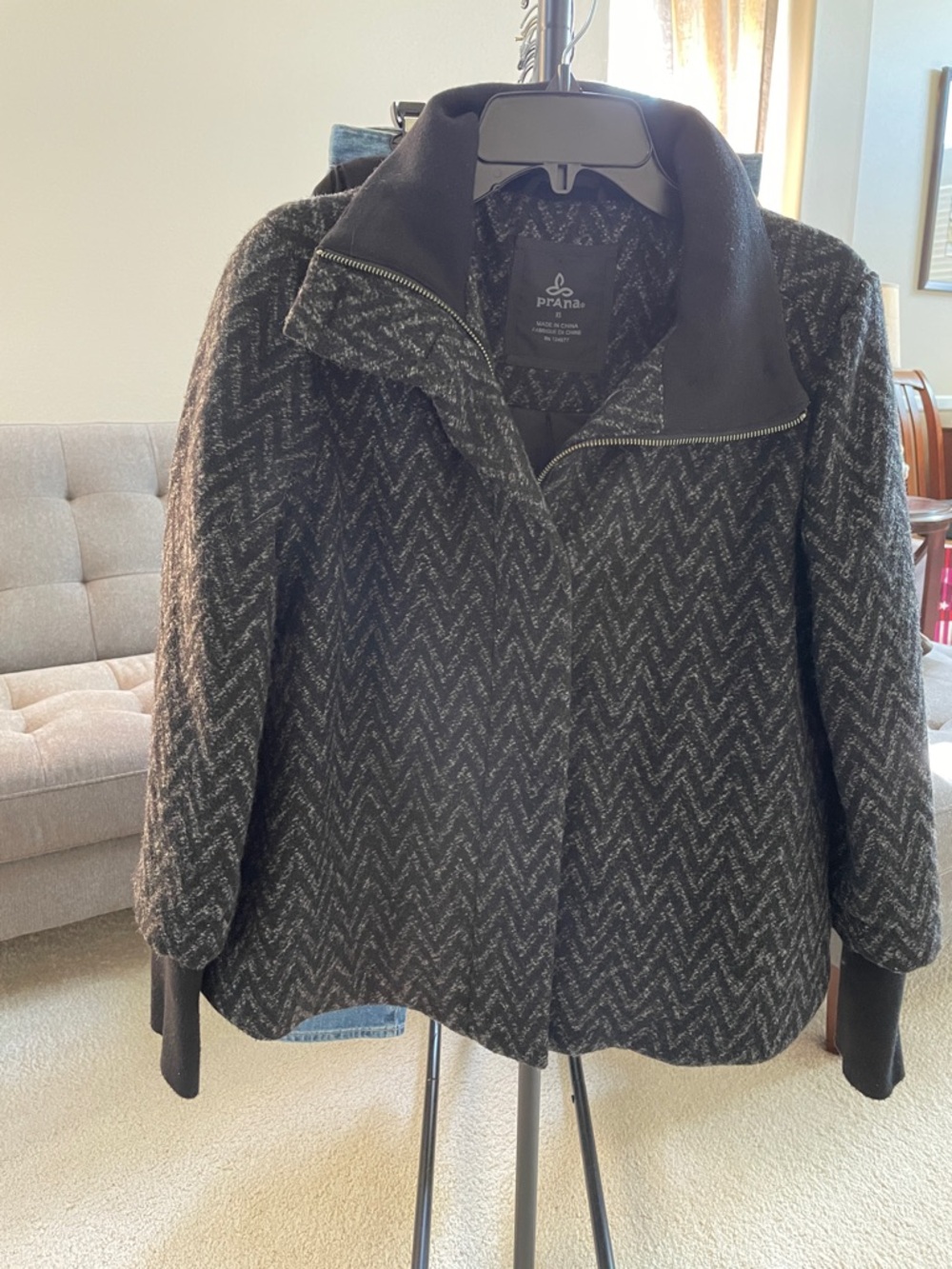 Prana Women's Black & Gray Chevron-Textured Zip Jacket XS